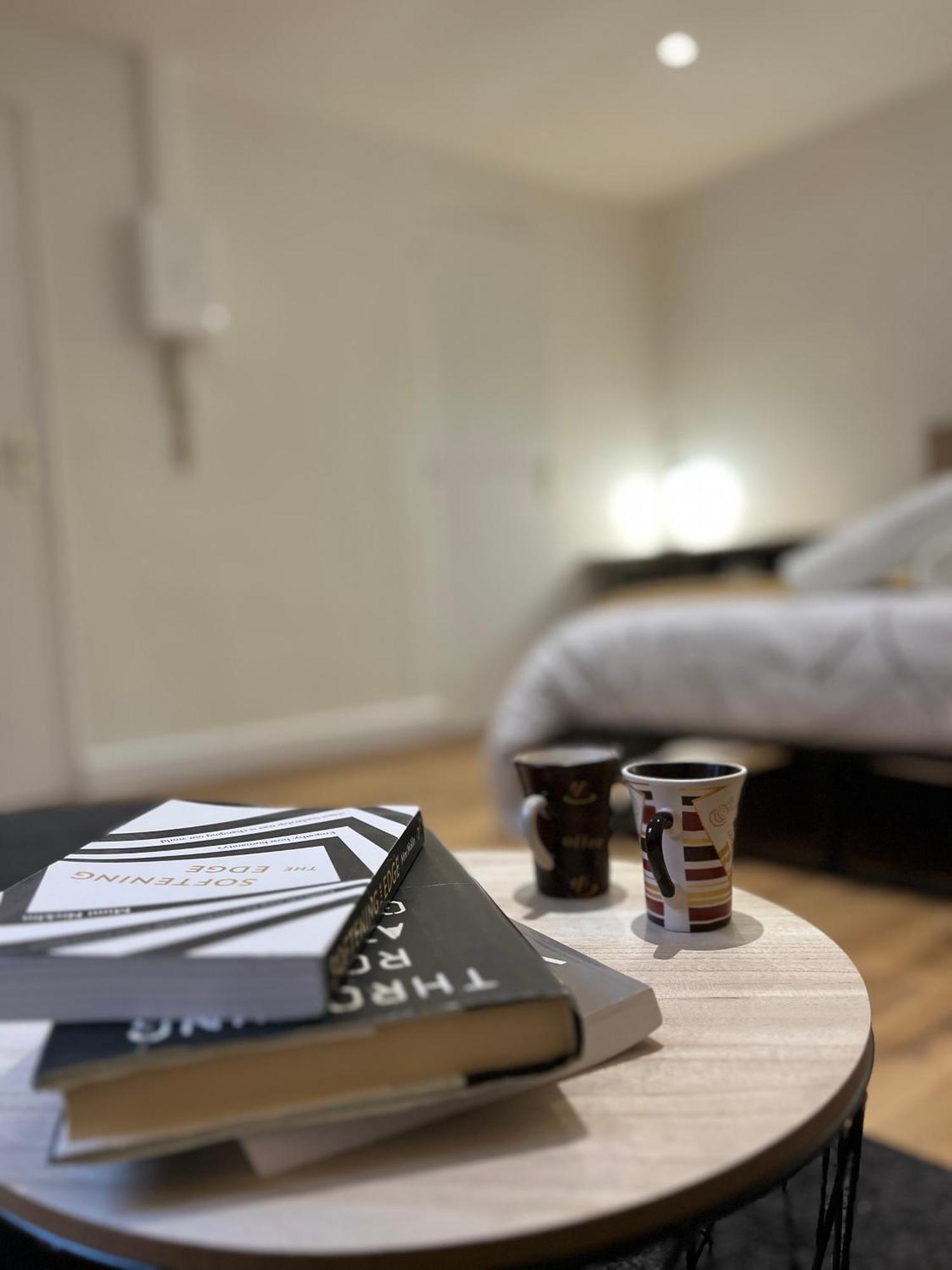 Appartement La Ruche Arrageoise - Parking Gratuit - Cozy - Grand Lit - Long Sejour à Arras Extérieur photo