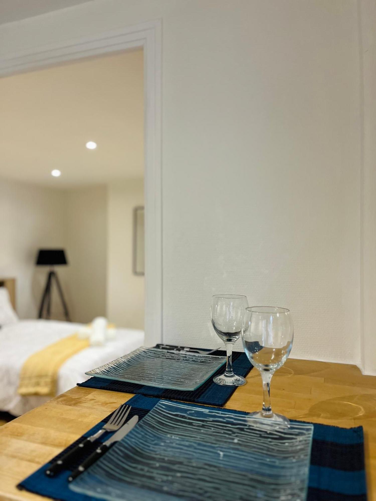 Appartement La Ruche Arrageoise - Parking Gratuit - Cozy - Grand Lit - Long Sejour à Arras Extérieur photo